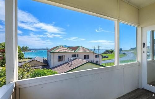 Bermagui Apartment | Bermagui Bay Beach House Perfect for large groups