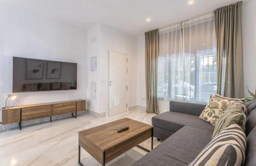 Nervion Apartment | Bernaldez Suite - Vacacional Sevilla