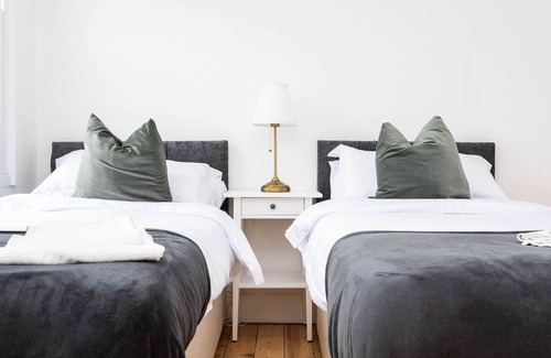 St Albans House | Bernard Cottage