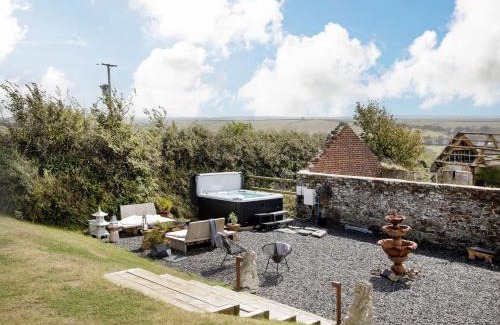 Hartland House | Berry Barn