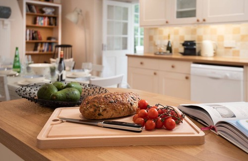 Ancroft Cottage | BERRYBURN COTTAGE, near Berwick upon Tweed - Dog friendly, rural cottage sleep 6