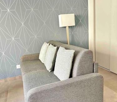 Vernier Apartment | Bertaina - Studio cosy Gare - Libération