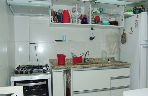 Maitinga Apartment | Bertioga - apartment 80 m from the beach, 4th floor, with sea and mountain views.