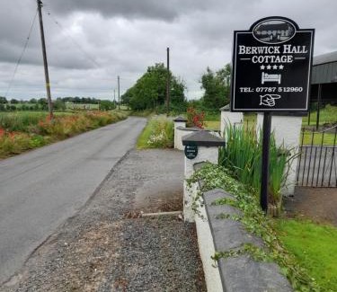 Craigavon House | Berwick Hall Cottage