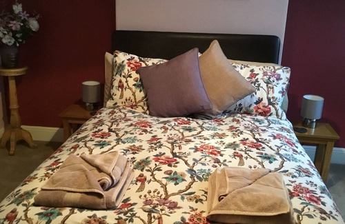 Rhyl House | Berwyn Guest House