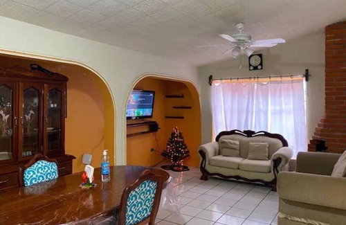 Camargo Bed & Breakfast | Berzain's house
