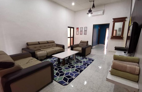 Alor Gajah Villa | BESLA VILLA at AFamosa[POOL+BBQ] 1253
