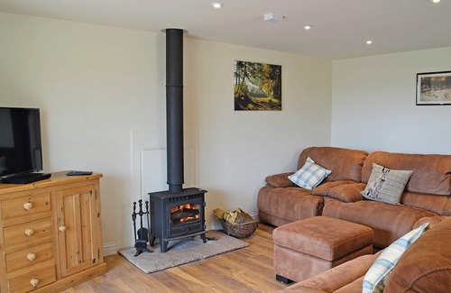 Axbridge Ski Chalet | Bespoke lodge situated in a rural setting.