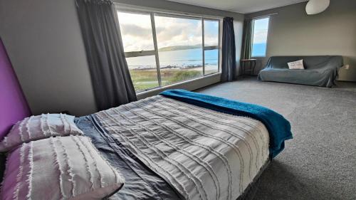 Colac Bay House | Best Bay Views