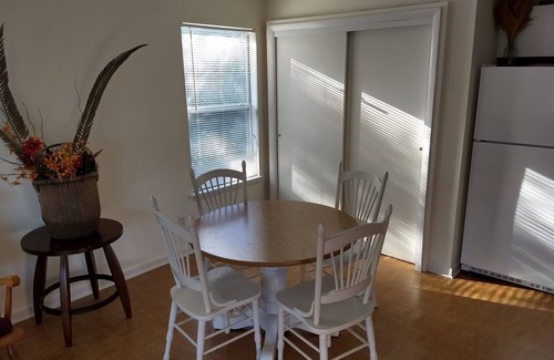 Saint Helena Island Cottage | Best Beach- Ocean Views - Guest House
