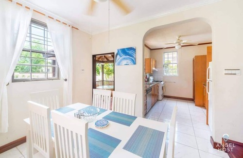 Gall Hill House | Best for Groups Townhome w/Pool & Walk to Beach