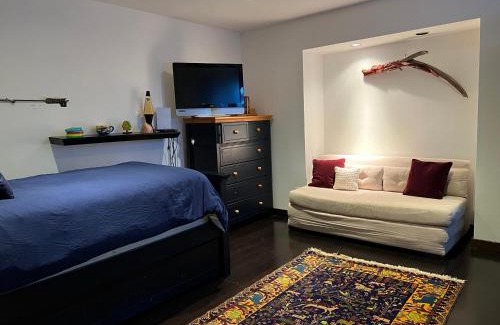 Shelter Cove House | Best garden view and Ocean view and sounds-hot tub-bbq-sleeps 6