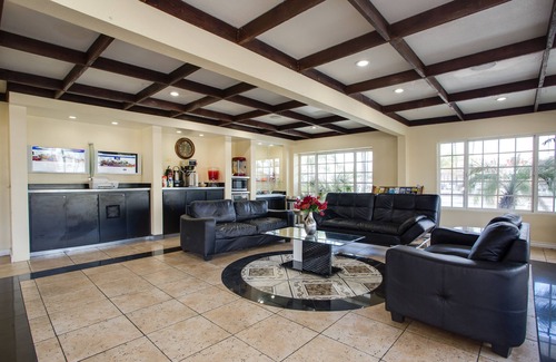 Northwest Anaheim Hotel | Best Inn & Suites