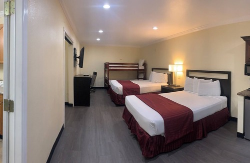 Northwest Anaheim Hotel | Best Inn & Suites
