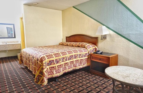 Augusta Hotel | Best Inn