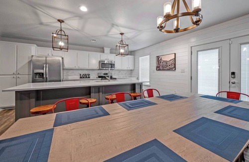 Mead House | Best kitchen in Texoma! New! Playroom!