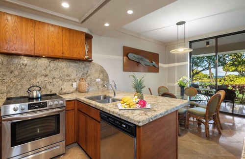 Kamuela Condo | Best Location at the Mauna Lani - Walk to the Beach Club and Hotels!