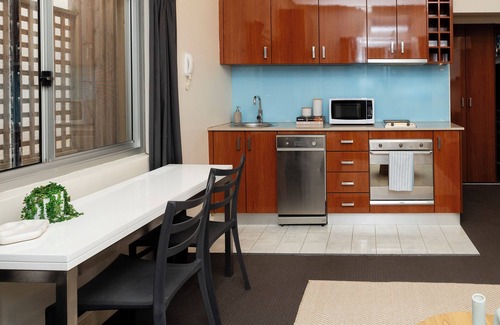 North Bondi Apartment | Best location @ Bondi Beach, on the beach!