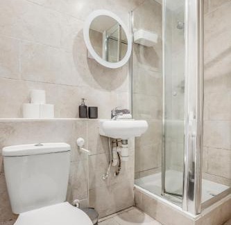 Markhouse Apartment | Best location for all of London