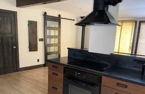 Kohler House | Best Location in Kohler! Walk to shops, American Club, Restaurants, Spa, & more!
