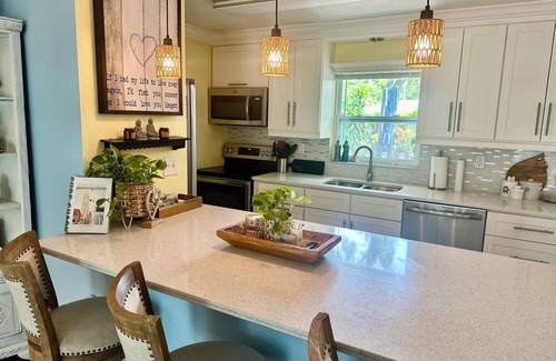 Arlington Park House | Best location in Sarasota! Downtown/Siesta Key/Restaurants/Market within 5 min.