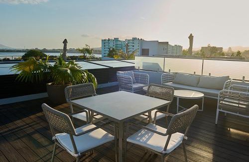 Rio Abajo Apartment | Best Location & Rooftop Pool Apto With Elevator