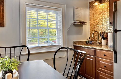 Harpers Ferry Apartment | Best location! The Iron Horse @ historic 1799 Inn