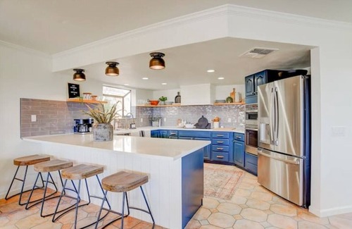 Bullhead City House | Best Luxury Riverfront Home w/Private Pool & Dock