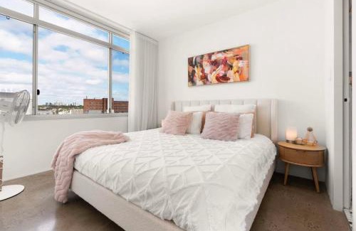 Darlinghurst Apartment | Best of city-suburbs living in trendy Darlinghurst