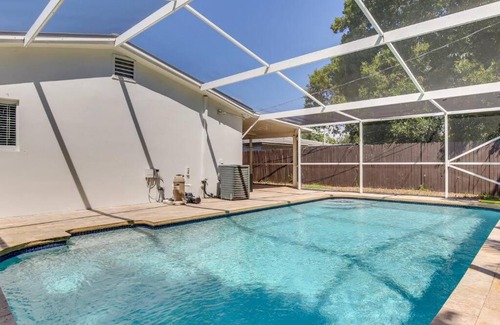 South Corals House | Best of Oakland Park, with heated enclosed pool