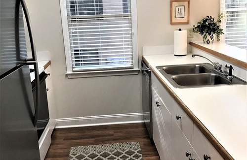 Pawleys Island Condo | Best of Pawleys Plantation! Inviting Retreat for Golfers and Beach Lovers