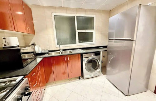 Al Jerf 2 Apartment | Best Place Holiday Home 3