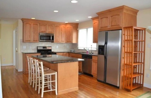 Townsend's Inlet House | Best Sunsets in Sea Isle - Bay Block Rental- 2 Blocks to Beach- Townsend Inlet