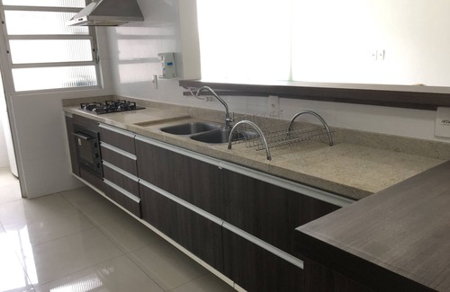 Centro RV Rental | Best value for money in the center, 2 bedrooms, 4 people, queen bed, garage, air conditioning