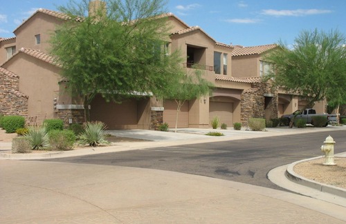 Talon Retreat House | BEST VALUE IN GRAYHAWK!