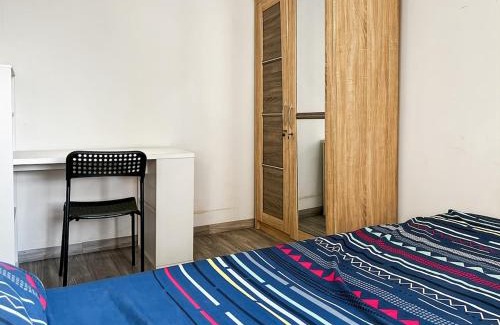 Old Jakarta Apartment | BEST View 2BR Apt Pluit Pool WiFi & Netflix