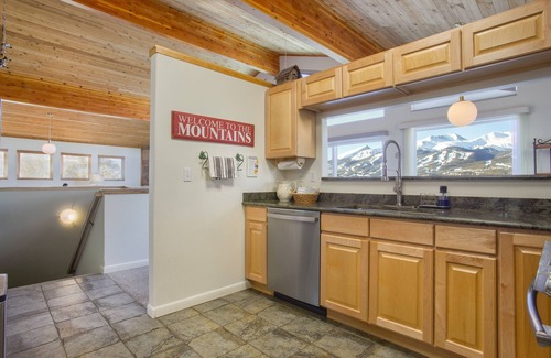 Huron Heights House | BEST views in Breck! A+ for comfortable and cleanliness
