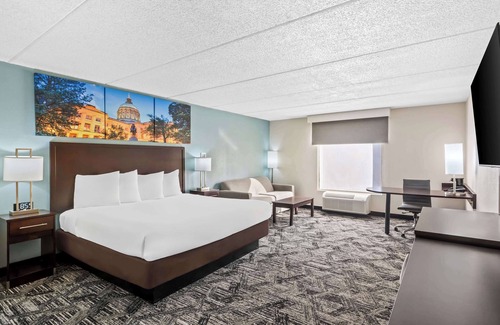 Smyrna Hotel | Best Western Atlanta Cumberland/Galleria Hotel