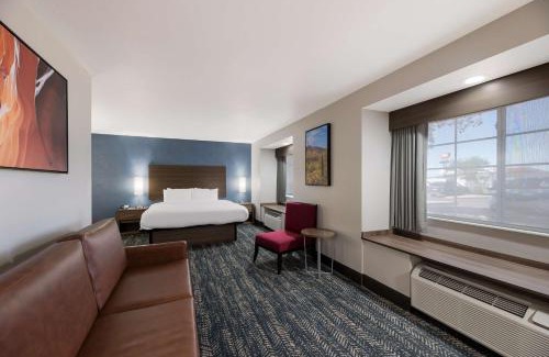 Flagstaff Hotel | Best Western Bellemont Shadow Mountain Inn