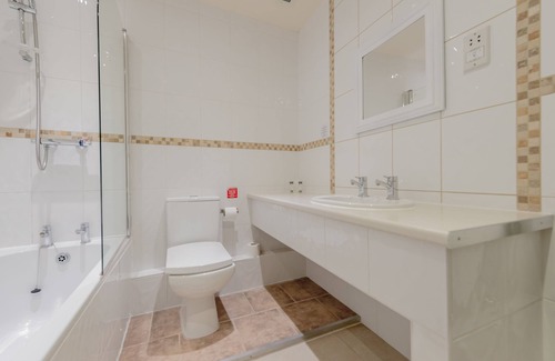 Low Moor Hotel | Best Western Bradford Guide Post Hotel