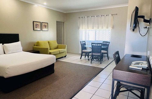 Roma Hotel | Best Western Bungil Creek Motel