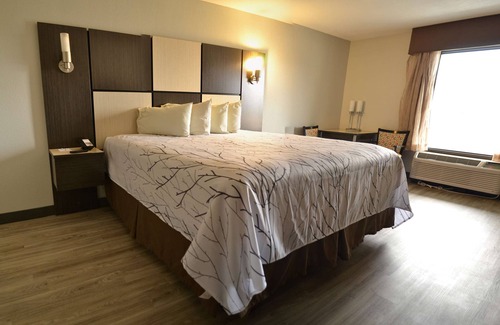Townsend Hotel | Best Western Cades Cove Inn