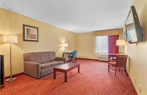 Springfield Hotel | Best Western Clearlake Plaza