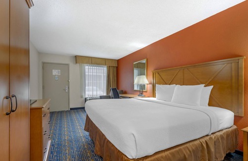 Sterling Hotel | Best Western Dulles Airport Inn