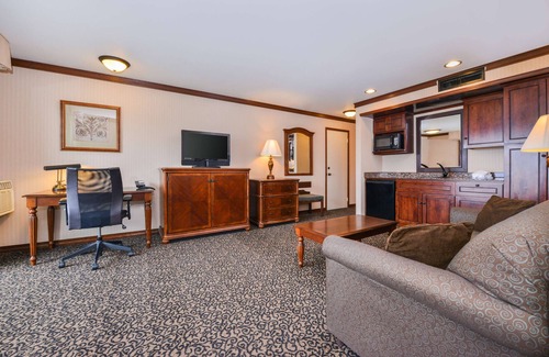 Sandpoint Hotel | Best Western Edgewater Resort