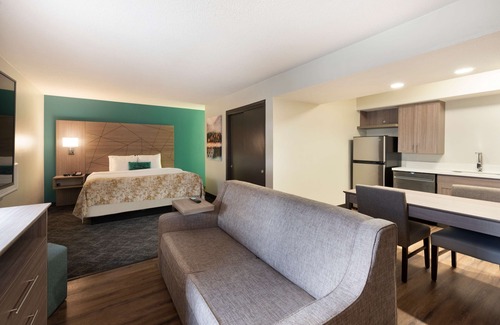 Fishkill Hotel | Best Western Fishkill Inn & Suites