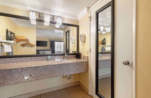 Hanford Hotel | Best Western Hanford Inn