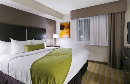 Grand Forks Hotel | Best Western Harvest Inn & Suites