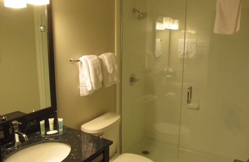 Grand Forks Hotel | Best Western Harvest Inn & Suites