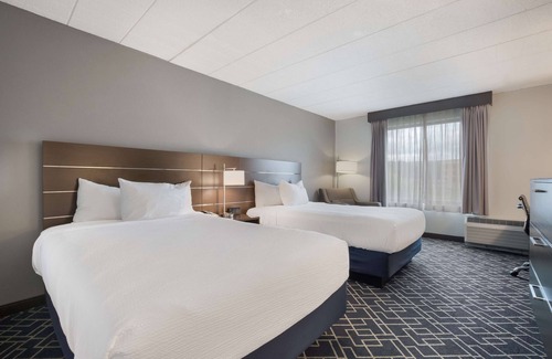 Matamoras Hotel | Best Western Hunt's Landing Hotel Matamoras/Milford